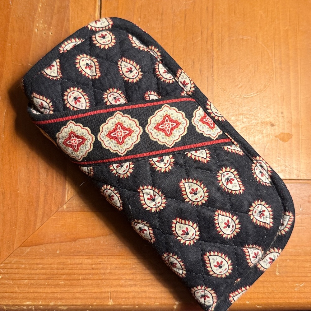Vera Bradley Geometric Quilted Glasses Case